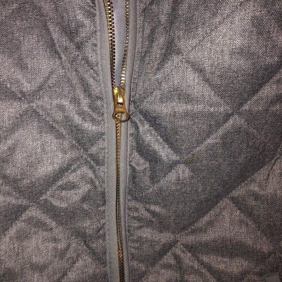 Gray lightweight zip front quilted vest - Picture 2 of 3